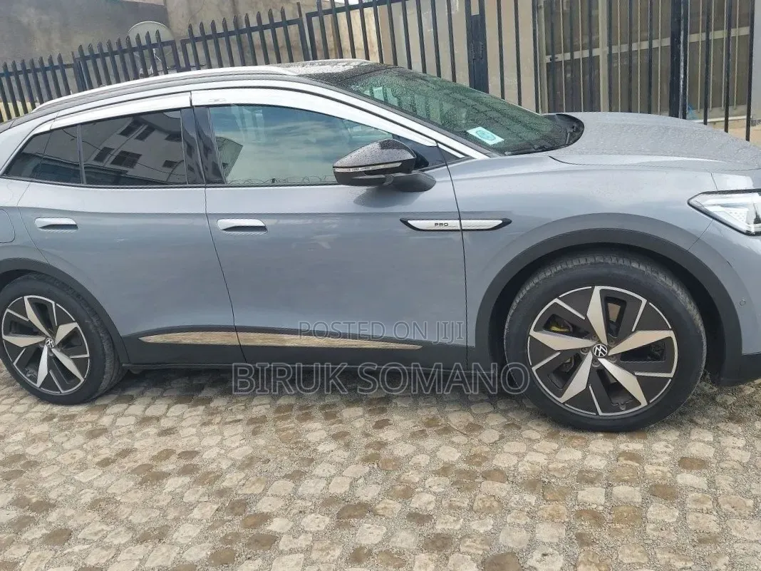 Volkswagen ID.4 2023 Gray