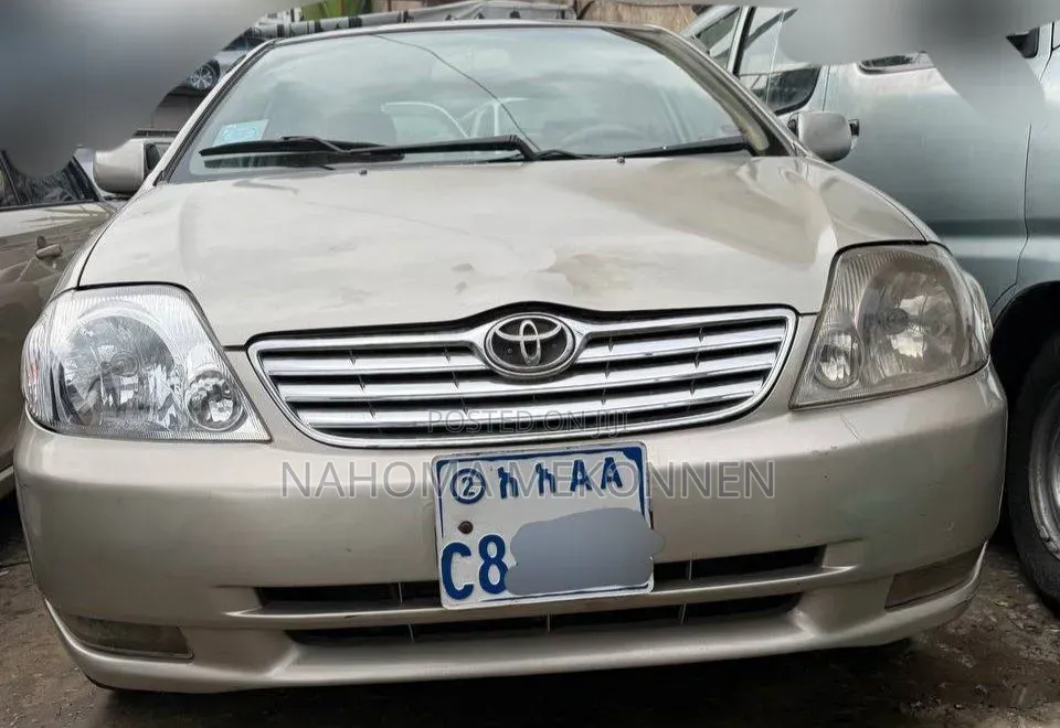 Toyota Corolla 2003 Gold