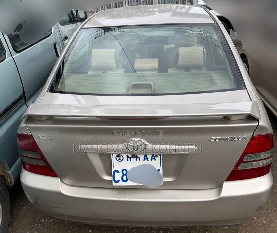 Toyota Corolla 2003 Gold