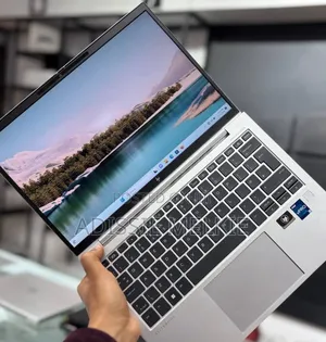 New Laptop HP EliteBook 830 G9 16GB Intel Core i5 SSD 512GB