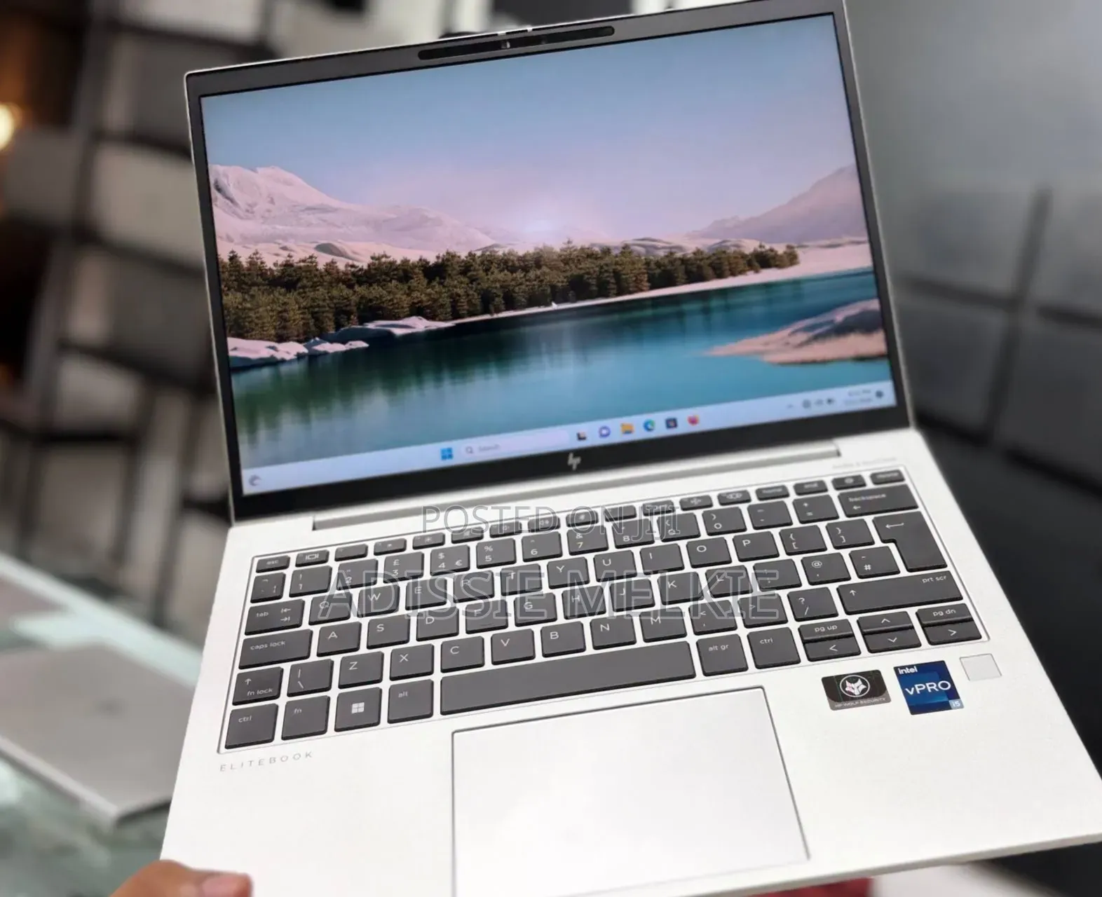 New Laptop HP EliteBook 830 G9 16GB Intel Core i5 SSD 512GB