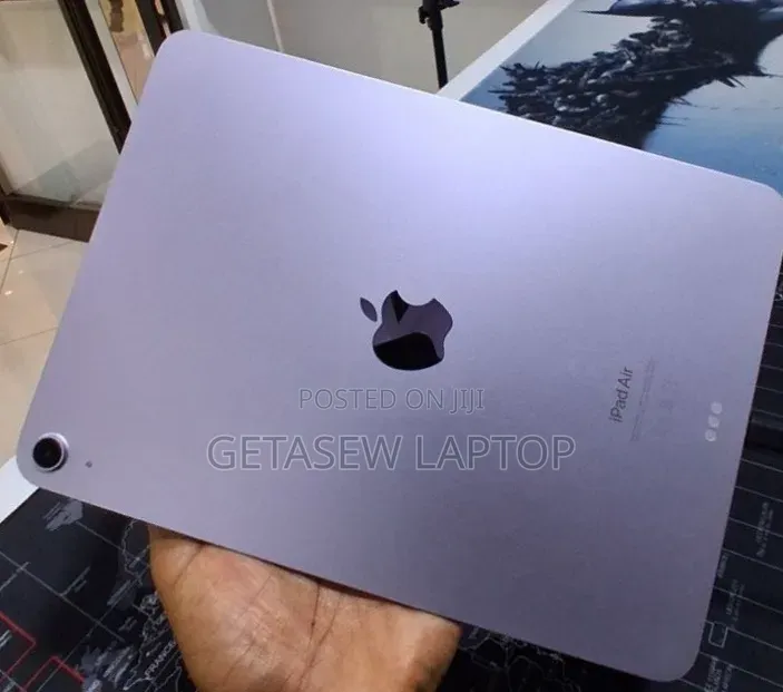 New Apple iPad Air 128 GB Silver