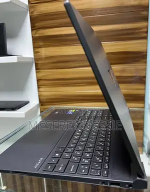 New Laptop Asus Vivobook 14 16GB Intel Core i5 SSD 512GB