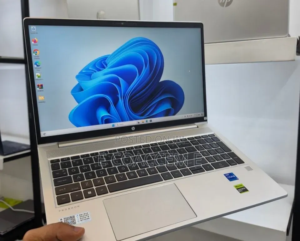 New Laptop HP 16GB Intel Core i7 SSD 1T