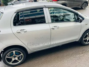 Toyota Yaris 2005 Silver