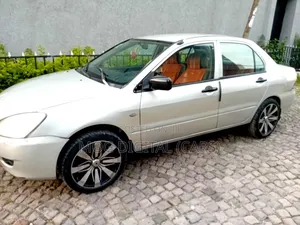 Mitsubishi Lancer 2006 Ivory
