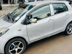 Toyota Yaris 2005 Silver