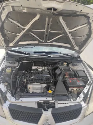 Mitsubishi Lancer 2006 Ivory