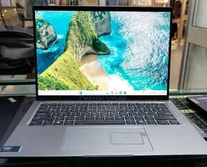 New Laptop Dell Latitude 7450 32GB Intel Core Ultra 7 SSD 512GB