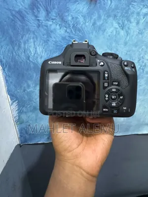 Canon 2000d