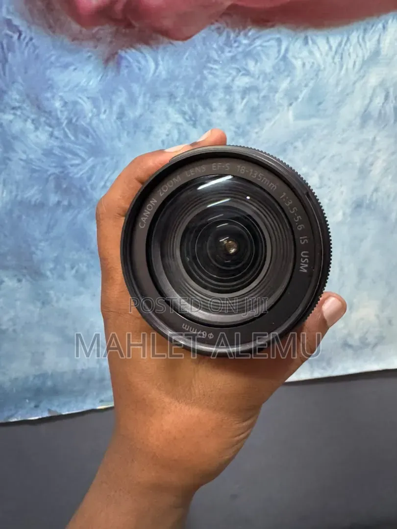 Canon18-135mm Usm Lens