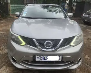 Nissan Qashqai 2016 Silver