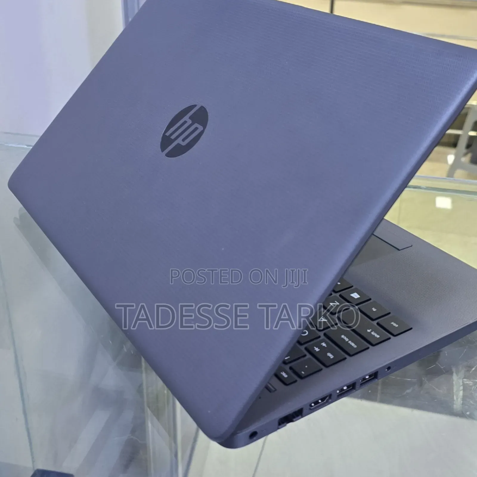 New Laptop HP Stream Notebook 8GB Intel Core i7 HDD 1T