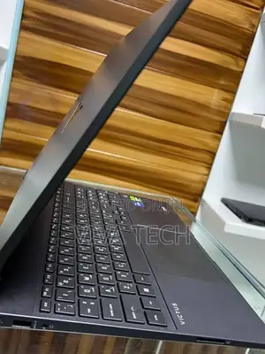 New Laptop HP Victus 15 16GB Intel Core i7 SSD 512GB