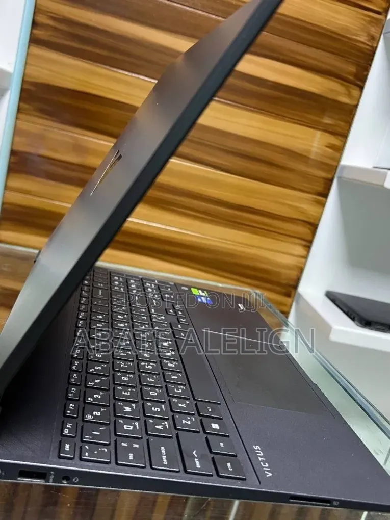 New Laptop HP Victus 15 16GB Intel Core i7 SSD 512GB