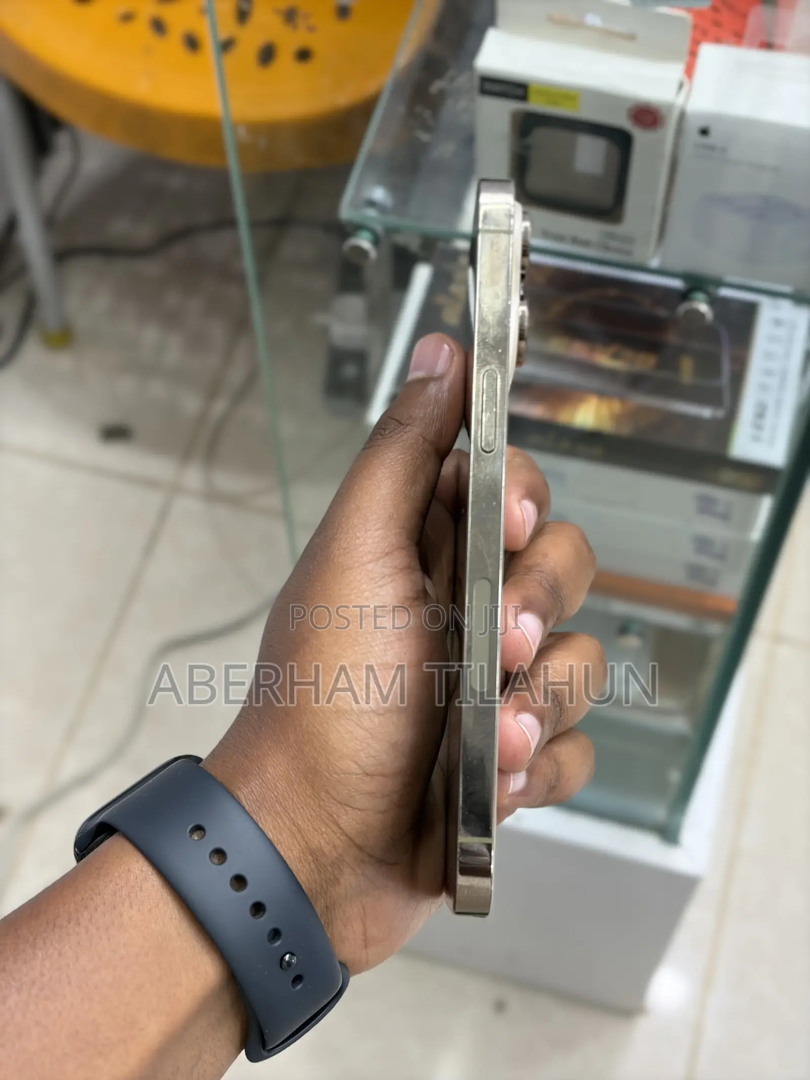 Apple iPhone 14 Pro Max 1 TB Gold