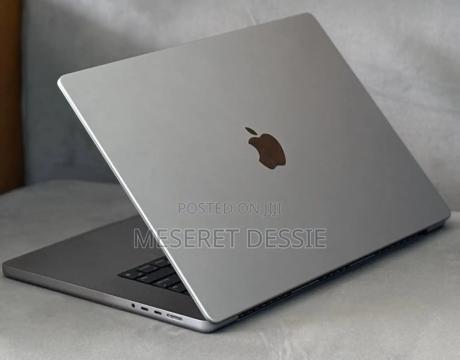 New Laptop Apple MacBook Air 2020 M1 16GB Apple M1 Pro SSD 1T
