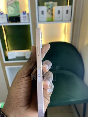 Apple iPhone 13 128 GB Pink