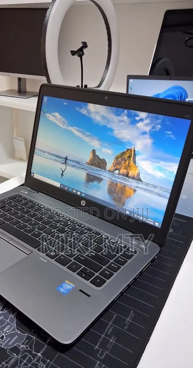 Laptop HP EliteBook X360 1030 G3 8GB Intel Core i5 HDD+SSD 500GB