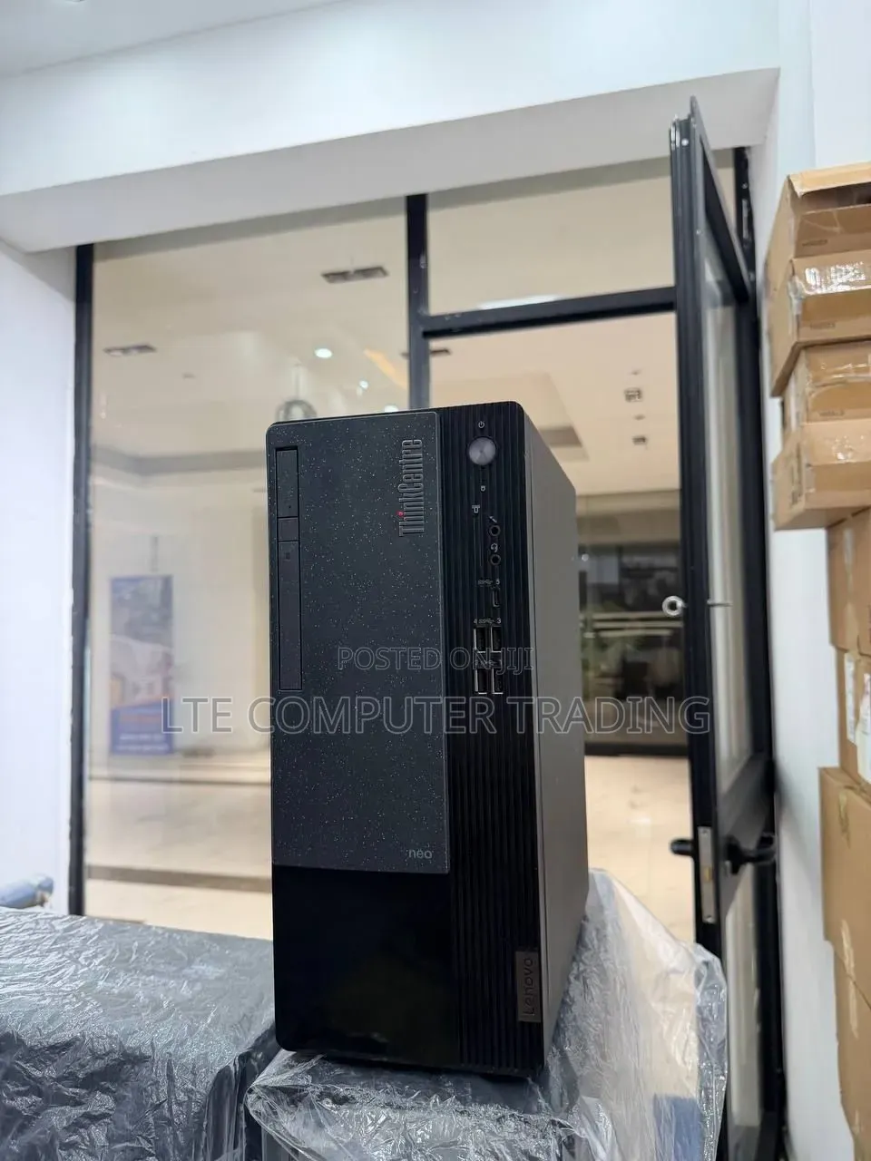New Lenovo ThinkCentre Neo 50T 8GB Intel Core i5 SSD 512GB