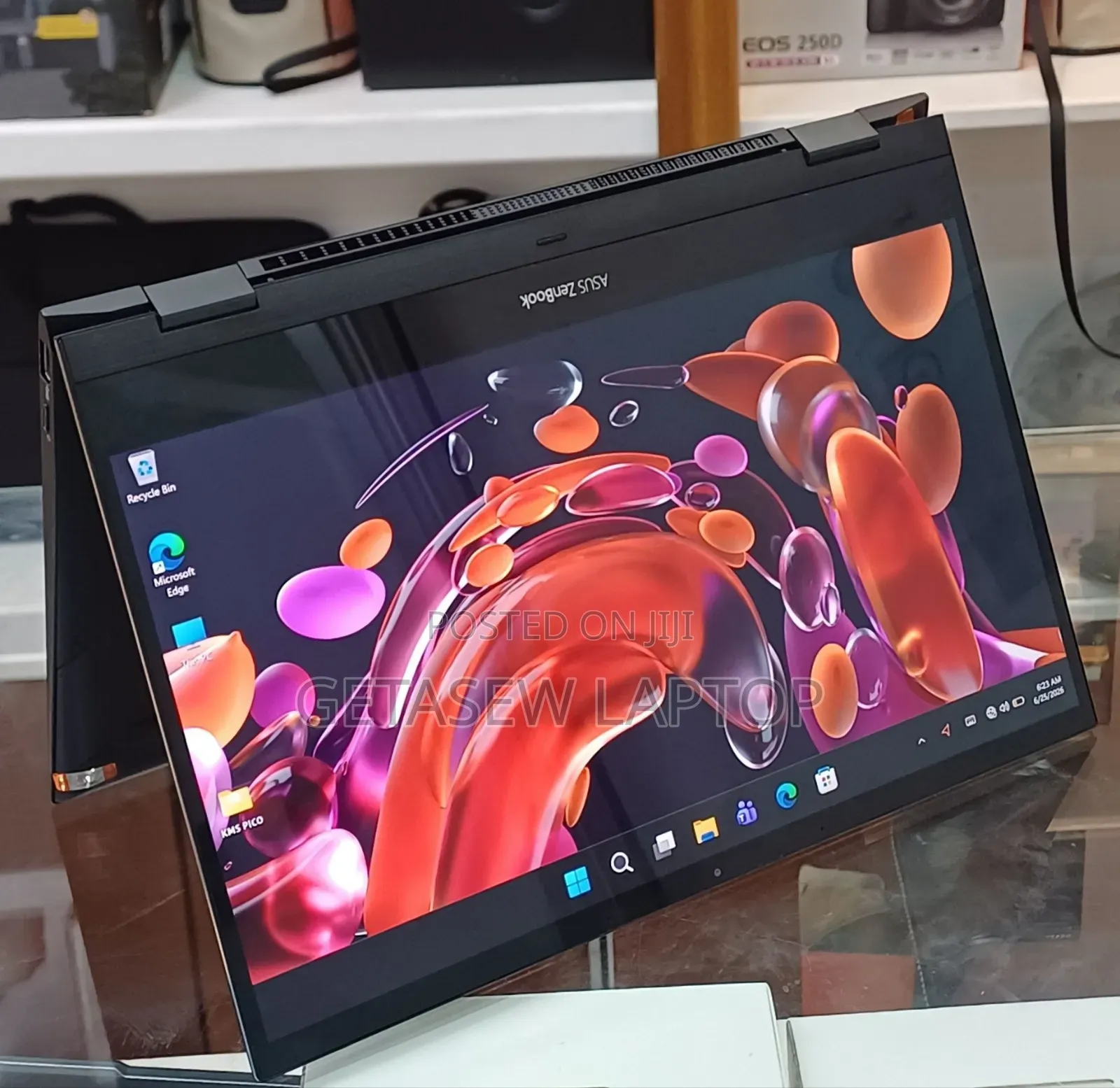 New Laptop Asus ZenBook Flip 14 UX461UA 16GB Intel Core i7 SSD 512GB