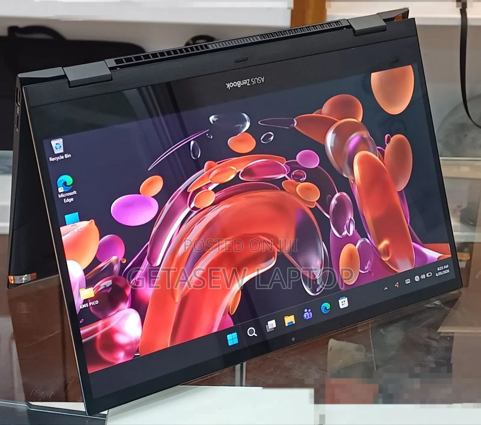 New Laptop Asus ZenBook Flip 14 UX461UA 16GB Intel Core i7 SSD 512GB