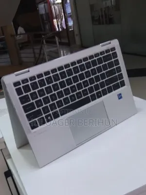 New Laptop HP EliteBook 1040 G8 16GB Intel Core i7 SSD 512GB