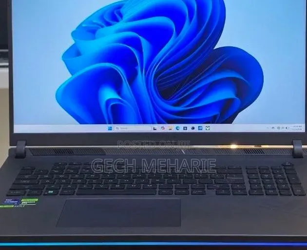 New Laptop Asus ROG Strix G18 40GB Intel Core i9 SSD 1T