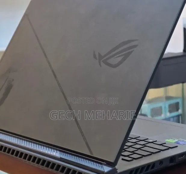 New Laptop Asus ROG Strix G18 40GB Intel Core i9 SSD 1T
