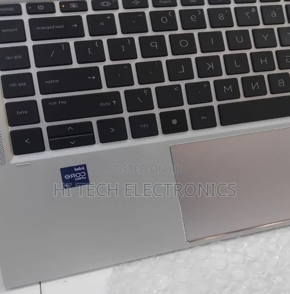 New Laptop HP EliteBook 1040 G8 16GB Intel Core i7 SSD 512GB