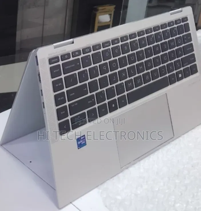 New Laptop HP EliteBook 1040 G8 16GB Intel Core i7 SSD 512GB