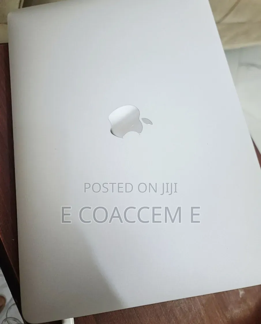 New Laptop Apple MacBook 16GB SSD 256GB