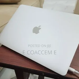 New Laptop Apple MacBook 16GB SSD 256GB