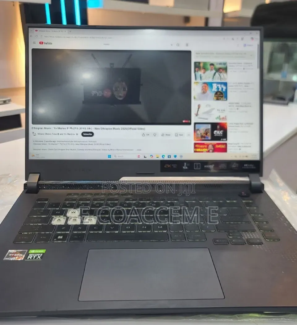 New Laptop Asus 16GB AMD Ryzen 7 SSD 512GB