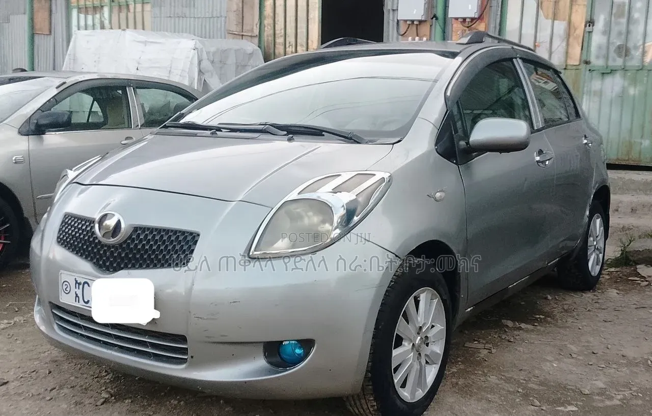 Toyota Yaris 2008 Silver