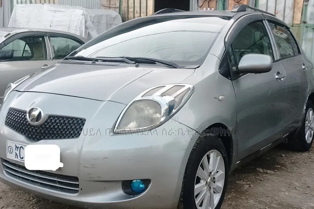 Toyota Yaris 2008 Silver