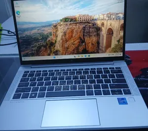 New Laptop HP EliteBook x360 1030 G8 16GB Intel Core i7 SSD 512GB