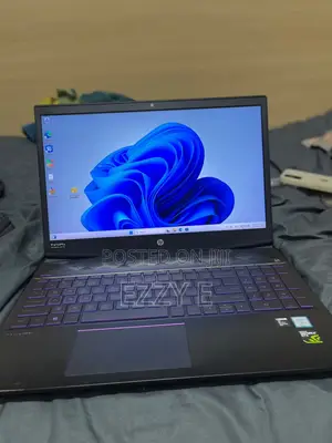 Laptop HP Pavilion 15 8GB Intel Core i5 HDD+SSD 1T
