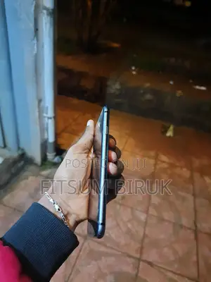 Apple iPhone 8 64 GB