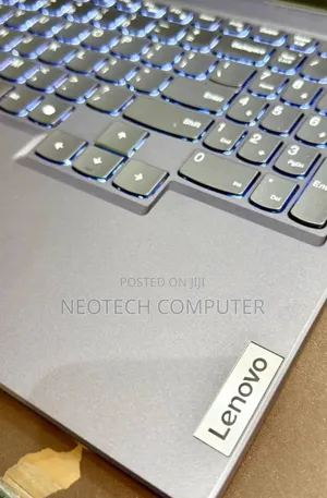 New Laptop Lenovo Legion 5 16GB AMD Ryzen 7 SSD 512GB