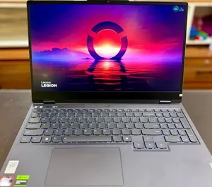 New Laptop Lenovo Legion 5 16GB AMD Ryzen 7 SSD 512GB