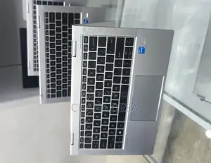 New Laptop HP EliteBook 1040 G8 16GB Intel Core i7 SSD 512GB