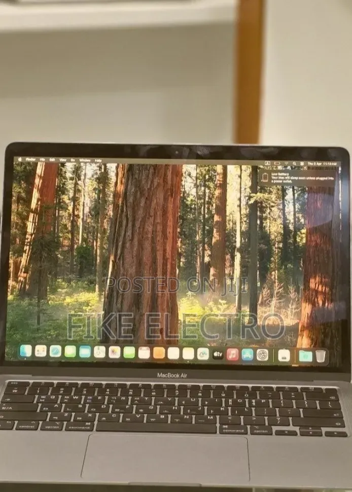 New Laptop Apple MacBook Air 2020 M1 8GB Apple M1 SSD 256GB