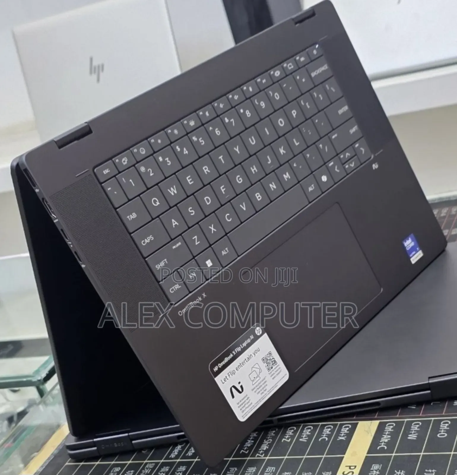 New Laptop HP OmniBook X Flip 14" 16GB Intel Core Ultra 7 SSD 1T