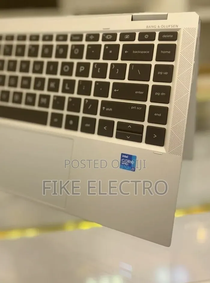 New Laptop HP EliteBook 1040 G8 32GB Intel Core i7 SSD 512GB