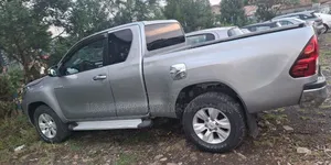Toyota Hilux 2017 Purple