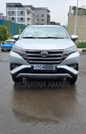Toyota Rush 1.5 AWD 2021 Silver
