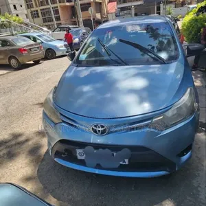 Toyota Yaris 2014 Blue