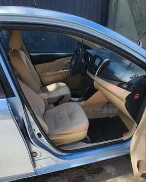Toyota Yaris 2014 Blue