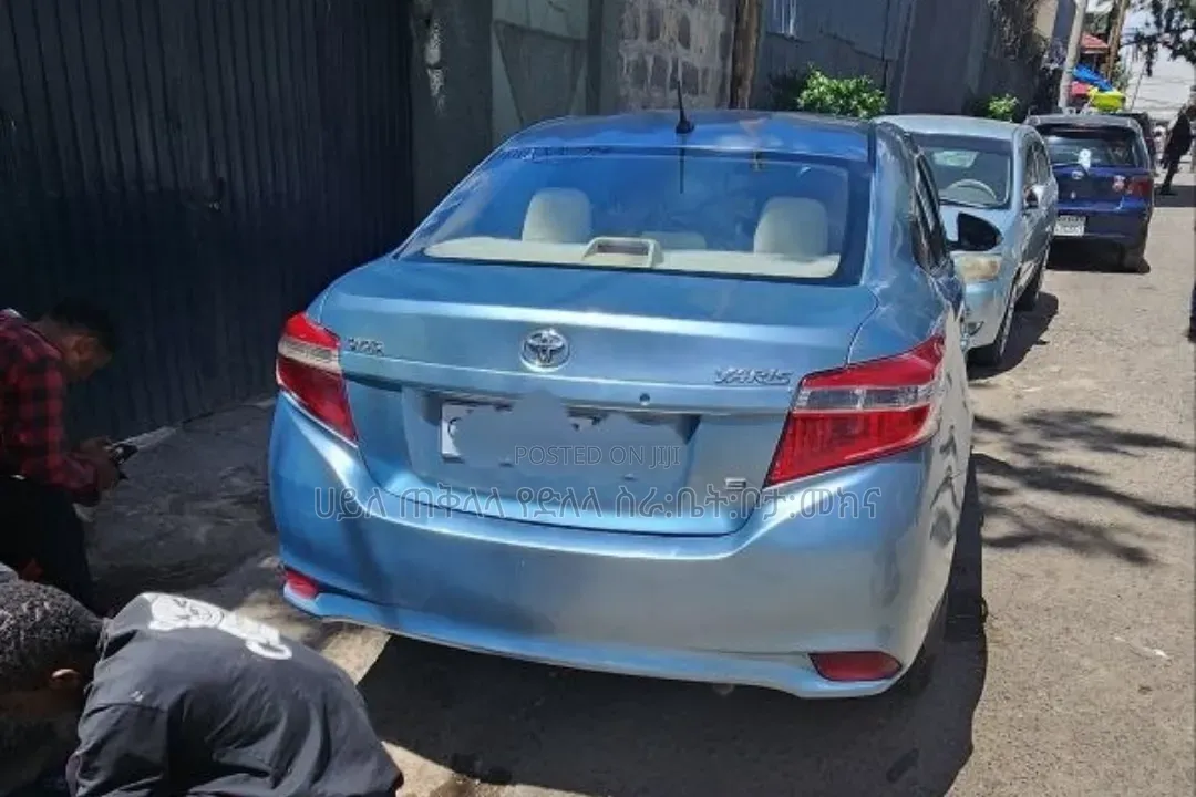 Toyota Yaris 2014 Blue